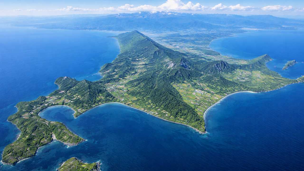 北海道全図をイメージできる俯瞰視点の実写風風景